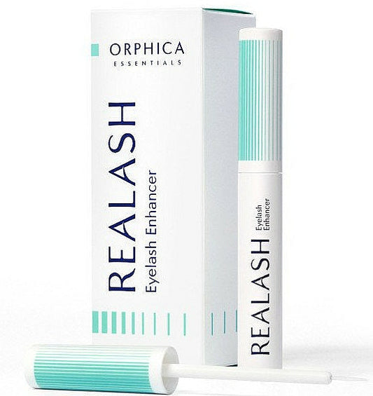 Acondicionador de pestañas Realash, acelera el crecimiento natural de las pestañas y las refuerza.