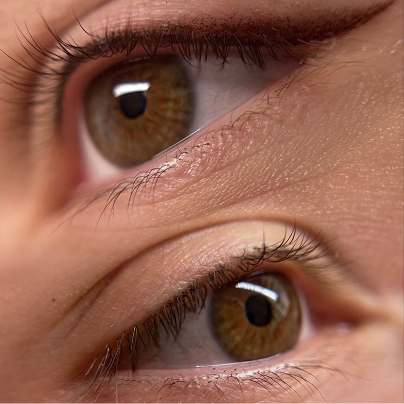 EYELINER CLASICO (DELINEADO CLASICO)