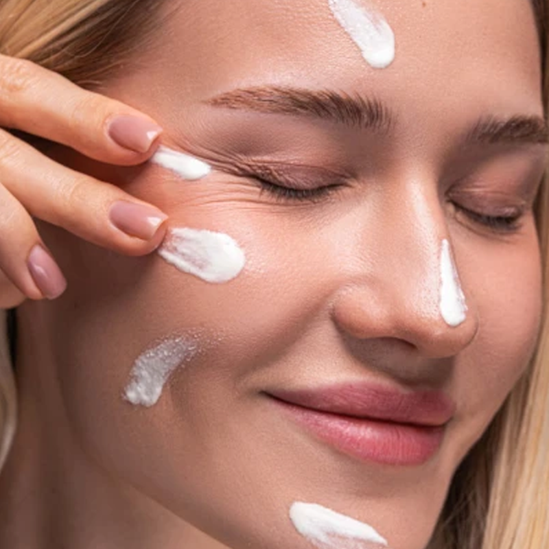 ZOLA SPF SKINBASE DAILY MOISTURIZING SUNSCREEN CREAM