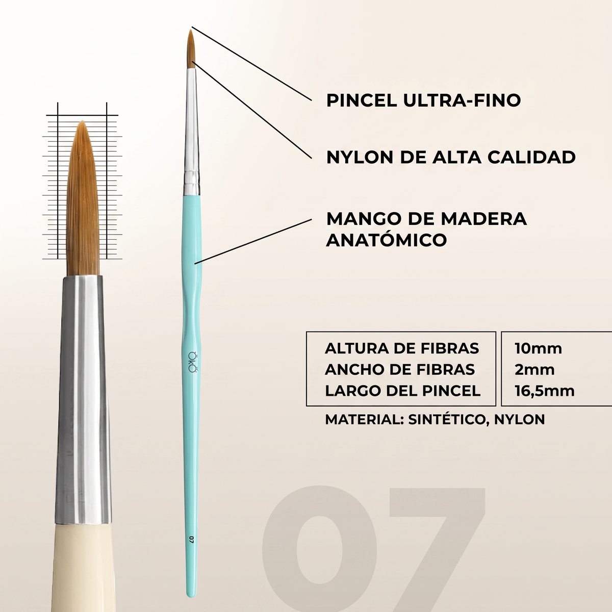 Pincel de cejas ultrafino con mango ergonómico de madera y cerdas nylon de alta calidad.