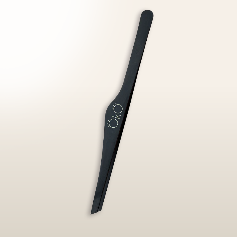 OKO LASH&BROW MAGNETIC BEVELED HAND SHARPENED EYEBROW TWEEZER